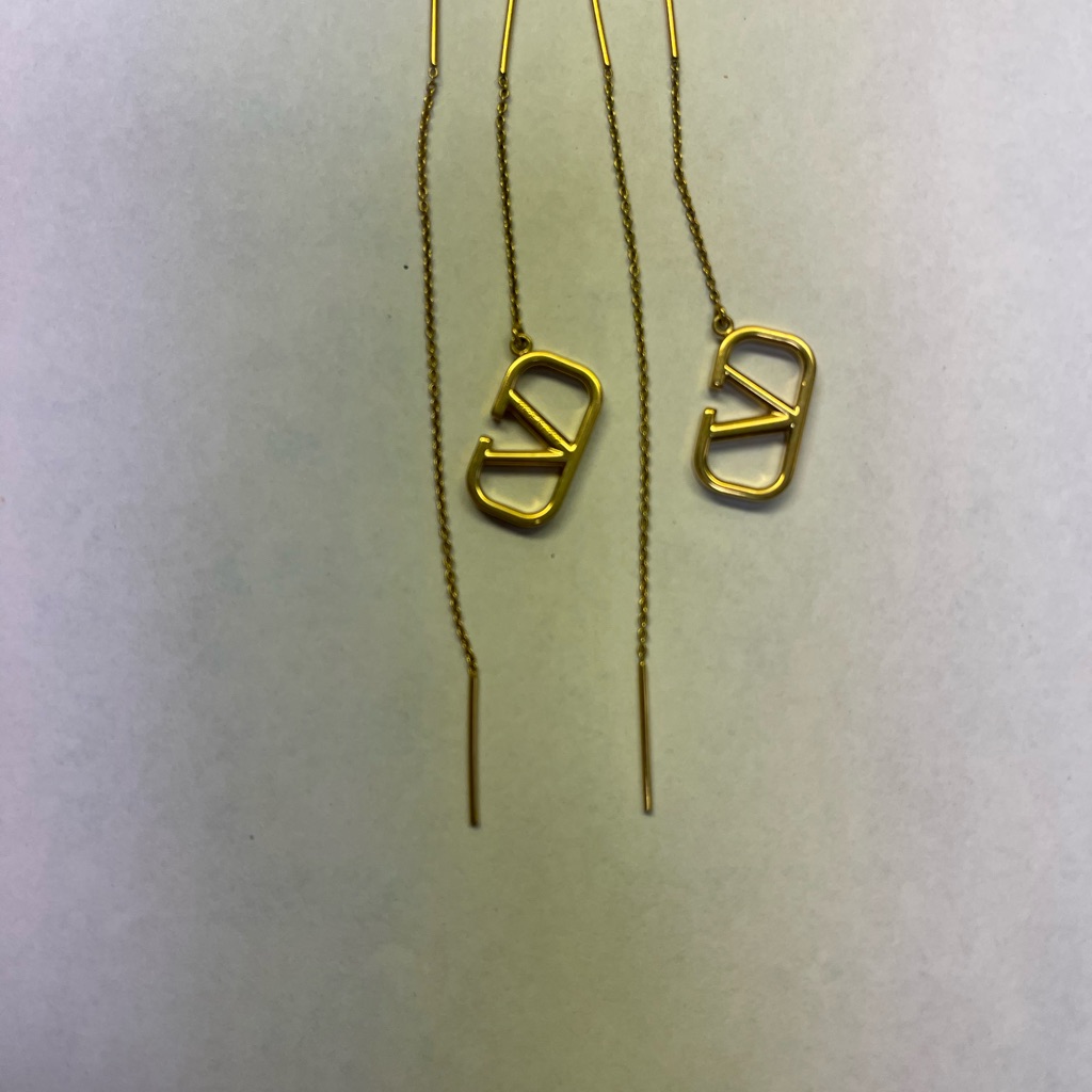 Valentino Gold Logo Chain Earrings 290$